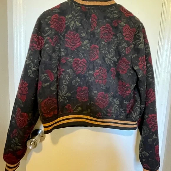 Crafted & Tailored Rose Print Cropped Bomber Jacket - Picture 7 of 8